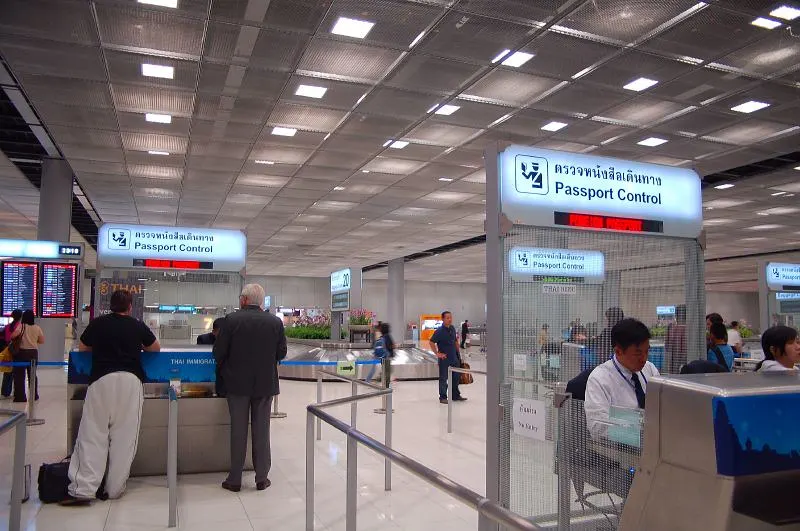 Thailand to reduce visa-free stay for foreign tourists to 30 days